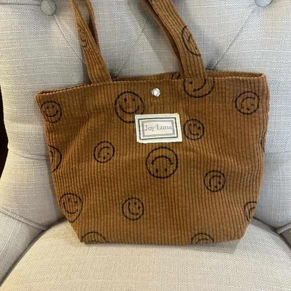 Joy Luna Purse - Picture 3 of 7